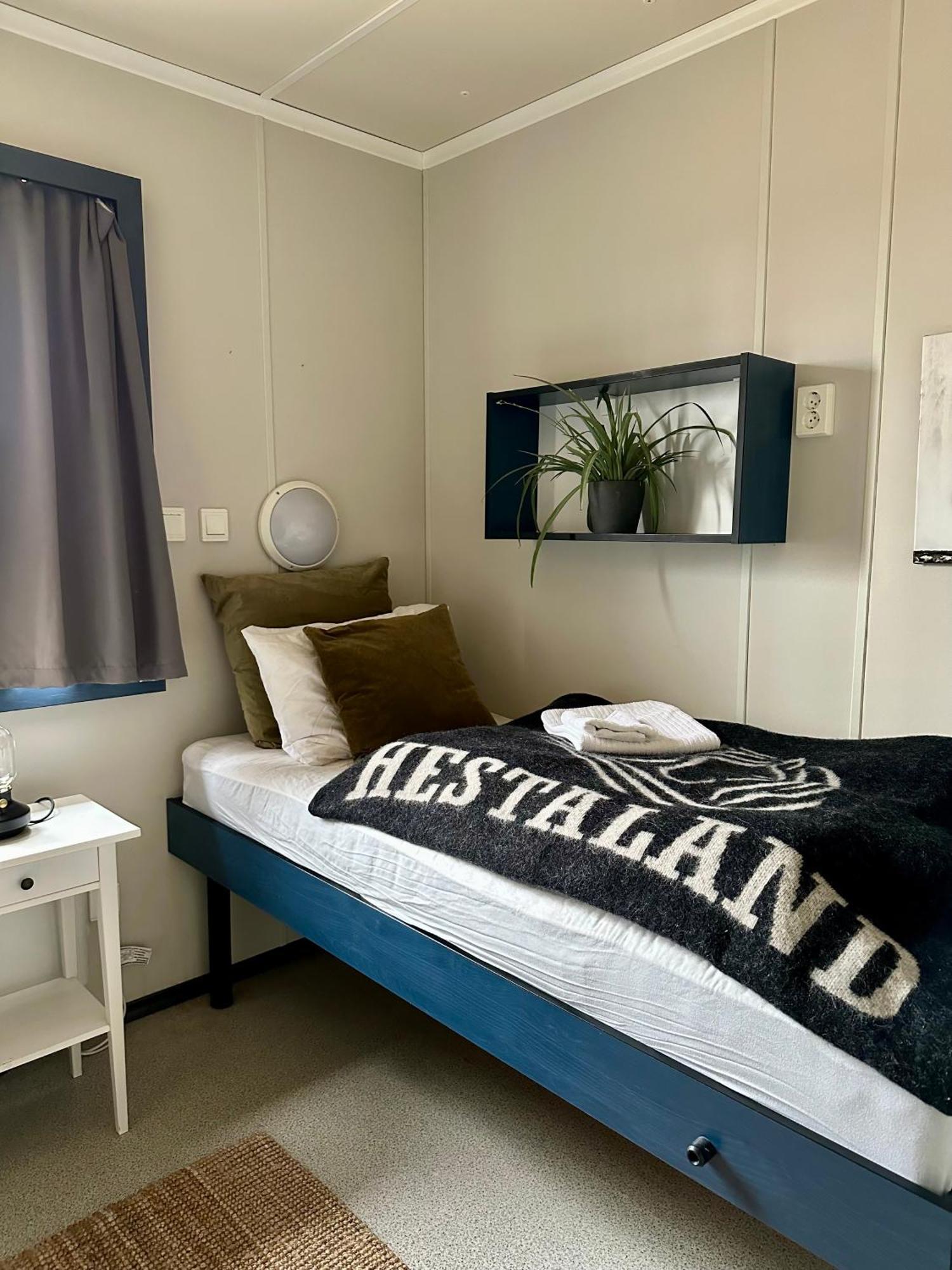 Hestaland Guesthouse Horse Farm Stay Statharhus Exterior foto